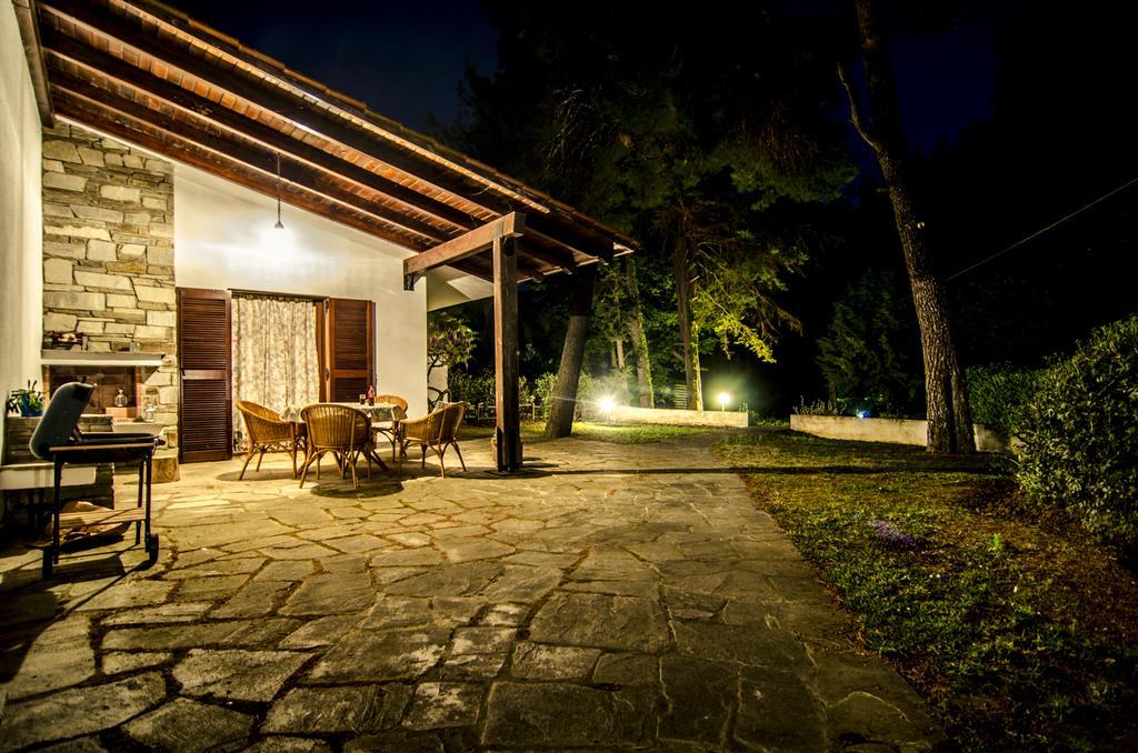 Beautiful Holiday Villa In Sani Sani  Exterior photo