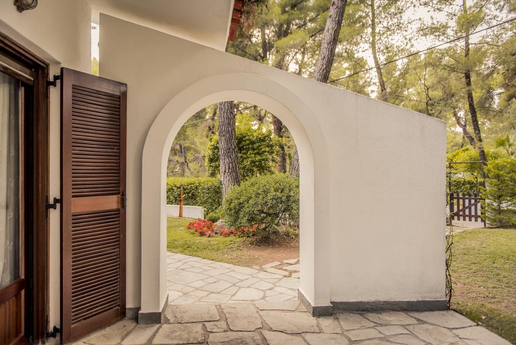 Beautiful Holiday Villa In Sani Sani  Exterior photo